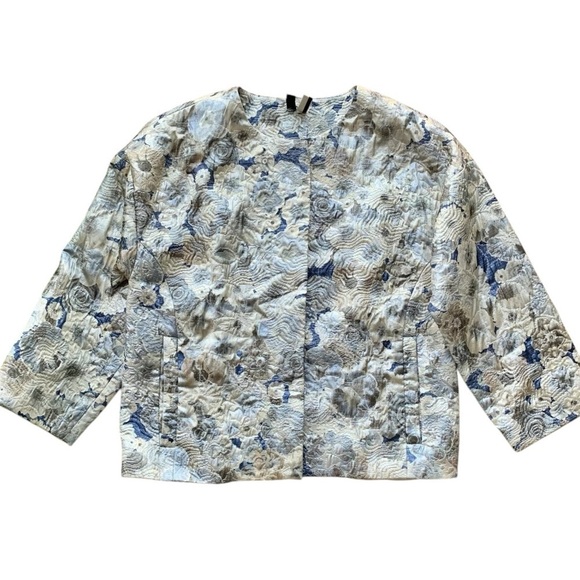 Topshop Cropped Metallic Floral Textured 3/4 Sleeve Jacket Beige Size US 4 - Picture 8 of 8